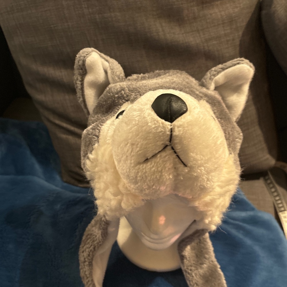Wolf Bennie Hat
